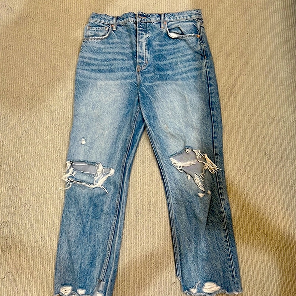 Distressed boyfriend jeans